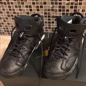 Boys Air Jordan 6 Retro “black cat”